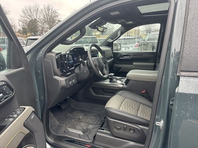 2025 Chevrolet Silverado 1500 4WD Crew Cab 147" ZR2