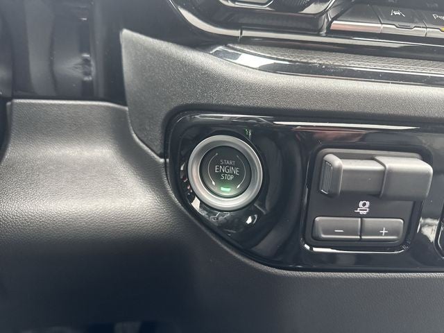 2025 Chevrolet Silverado 1500 4WD Crew Cab 147" ZR2