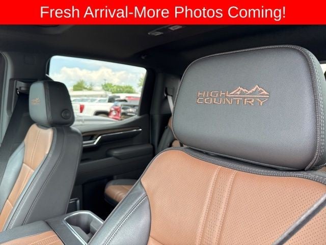 2025 Chevrolet Silverado 1500 4WD Crew Cab 147" High Country