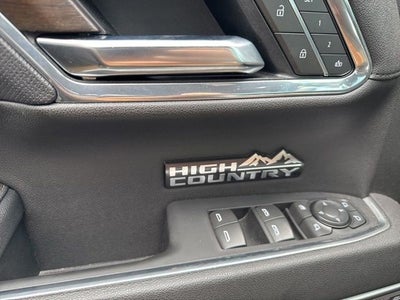 2025 Chevrolet Silverado 1500 4WD Crew Cab 147" High Country
