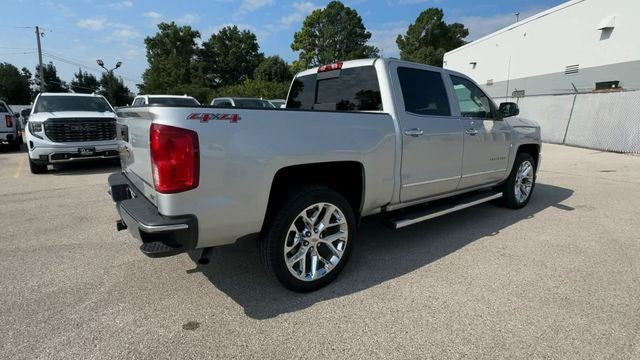 2016 Chevrolet Silverado 1500 4WD Crew Cab 143.5" LTZ w/1LZ