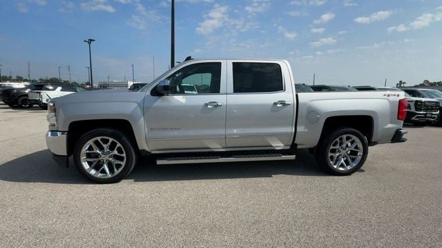 2016 Chevrolet Silverado 1500 4WD Crew Cab 143.5" LTZ w/1LZ