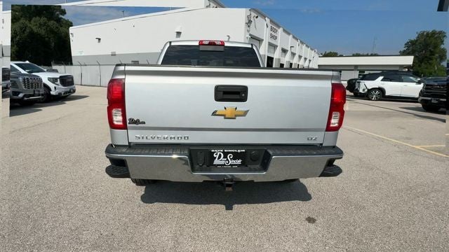 2016 Chevrolet Silverado 1500 4WD Crew Cab 143.5" LTZ w/1LZ