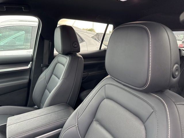 2025 GMC Terrain FWD 4dr Elevation