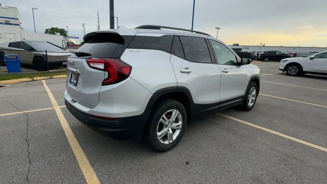 2022 GMC Terrain FWD 4dr SLE