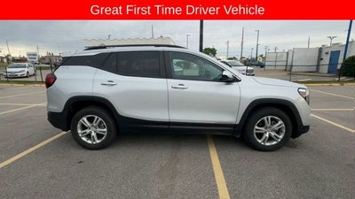 2022 GMC Terrain FWD 4dr SLE