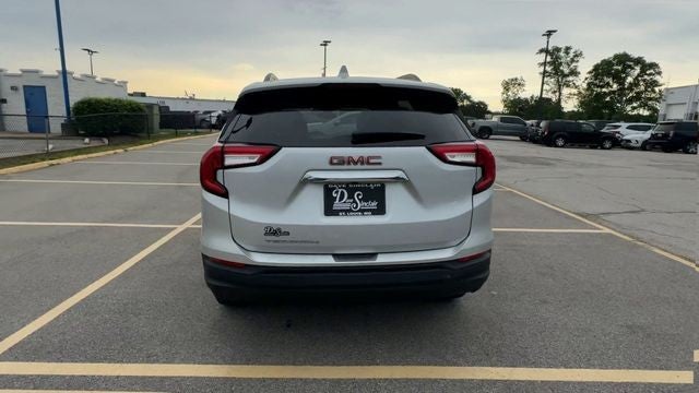 2022 GMC Terrain FWD 4dr SLE