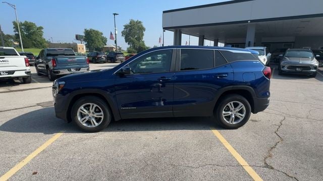 2022 GMC Terrain FWD 4dr SLE