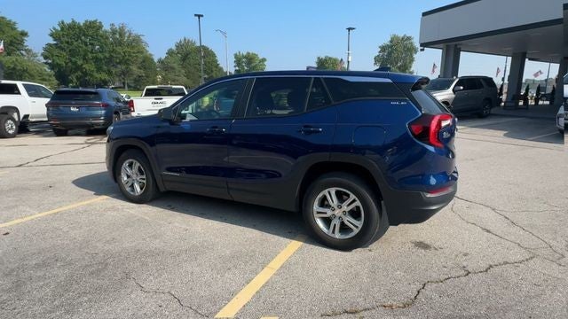 2022 GMC Terrain FWD 4dr SLE