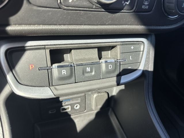 2023 GMC Terrain FWD 4dr SLT