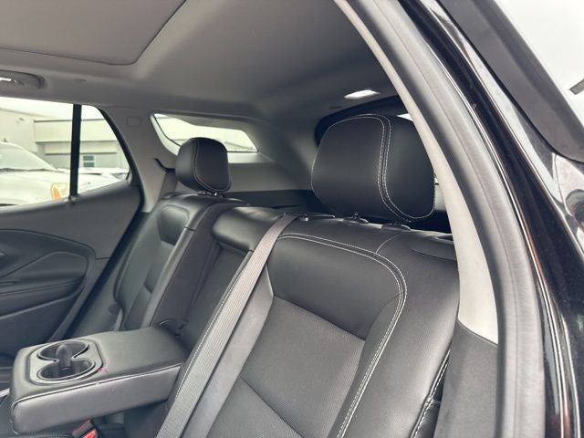 2022 GMC Terrain AWD 4dr SLT