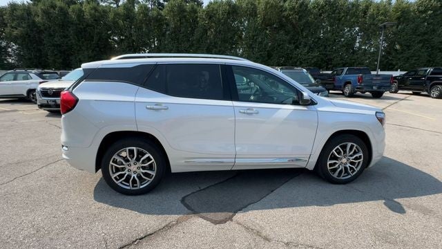 2024 GMC Terrain AWD 4dr Denali