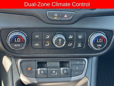 2023 GMC Terrain AWD 4dr AT4
