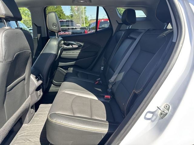 2023 GMC Terrain AWD 4dr AT4