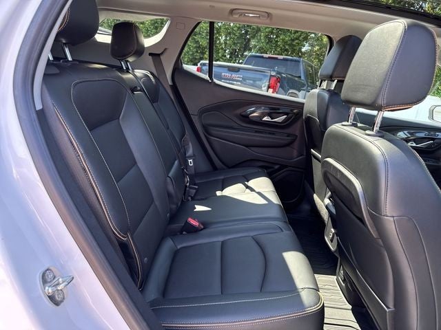 2023 GMC Terrain AWD 4dr AT4