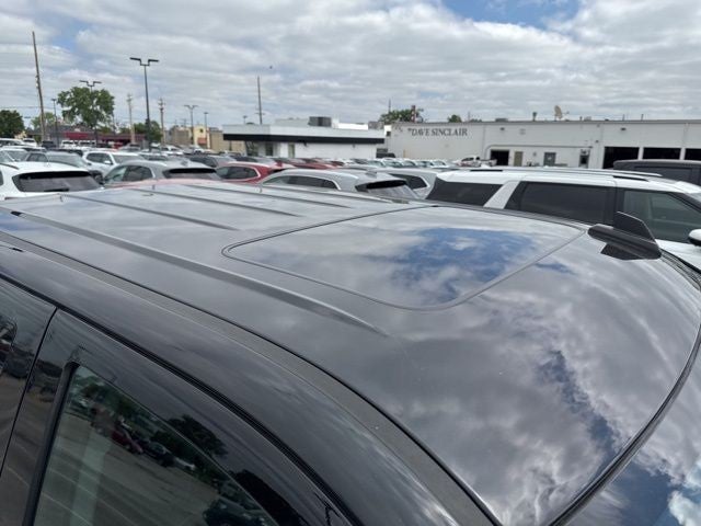 2016 GMC Sierra 1500 4WD Crew Cab 143.5" SLT