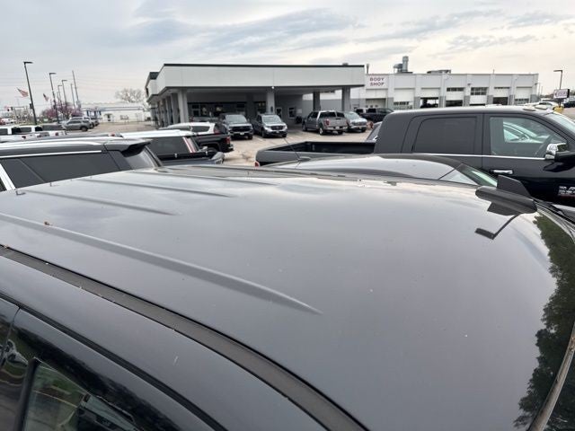 2015 GMC Sierra 1500 4WD Crew Cab 143.5" SLE