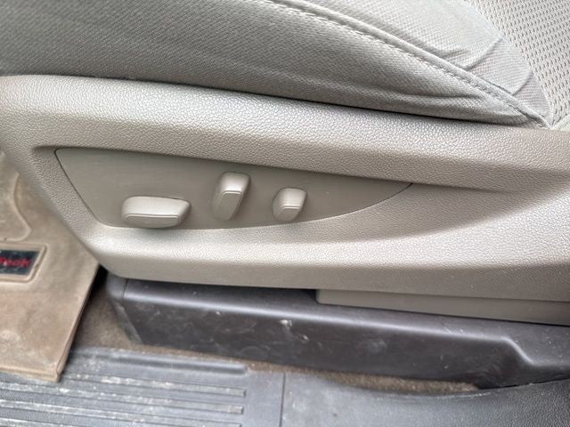 2015 GMC Sierra 1500 4WD Crew Cab 143.5" SLE