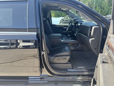 2023 GMC Sierra 1500 4WD Crew Cab 147" SLT