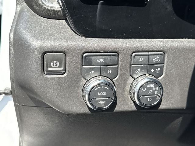 2024 GMC Sierra 1500 4WD Crew Cab 147" SLT