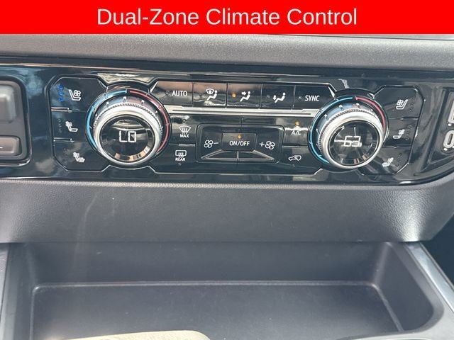 2024 GMC Sierra 1500 4WD Crew Cab 147" SLT