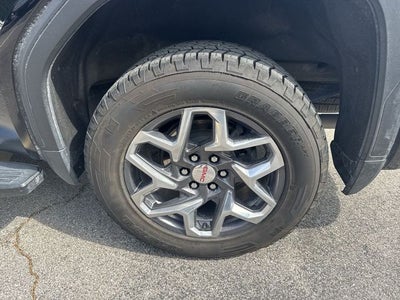 2023 GMC Sierra 1500 4WD Crew Cab 147" SLT