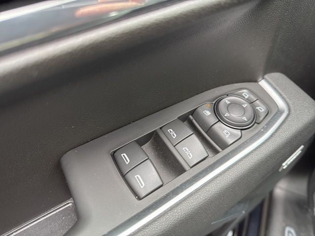 2025 GMC Sierra 1500 4WD Crew Cab 147" SLT