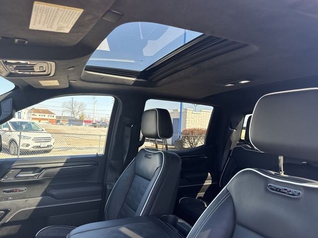 2025 GMC Sierra 1500 4WD Crew Cab 147" AT4X