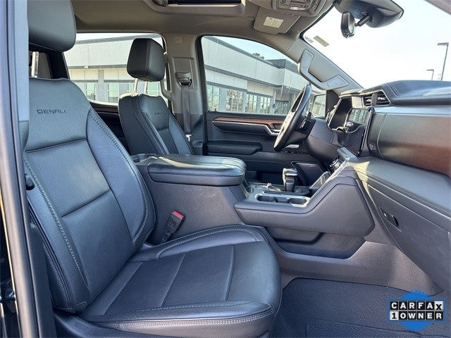 2023 GMC Sierra 1500 4WD Crew Cab 147" Denali