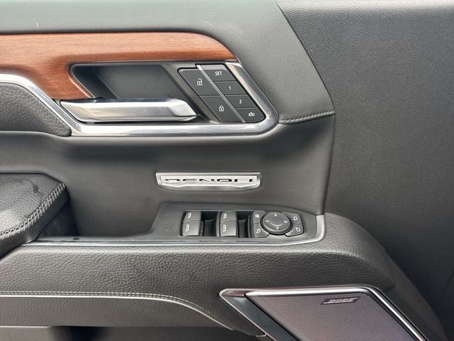 2023 GMC Sierra 1500 4WD Crew Cab 147" Denali
