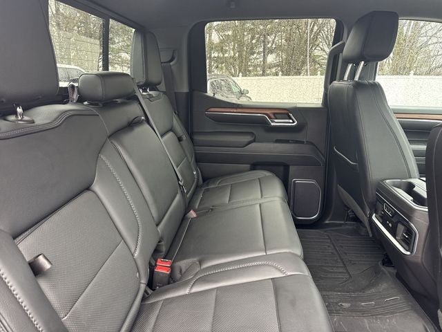 2023 GMC Sierra 1500 4WD Crew Cab 147" Denali