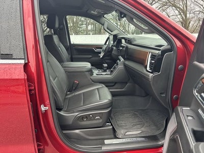 2023 GMC Sierra 1500 4WD Crew Cab 147" Denali