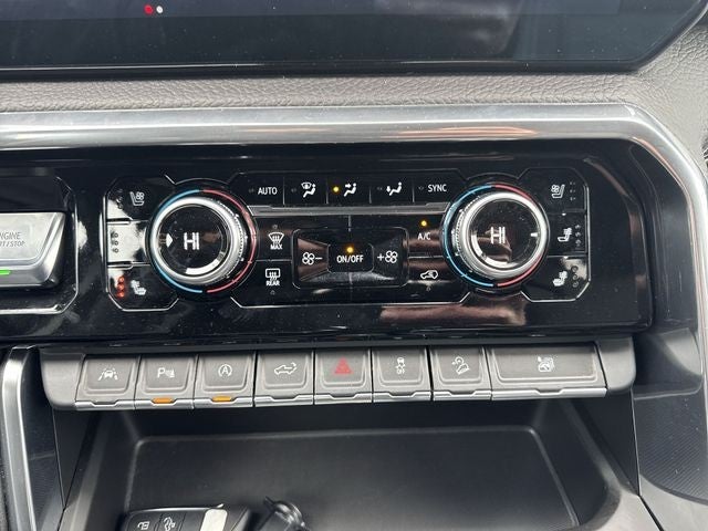 2023 GMC Sierra 1500 4WD Crew Cab 147" Denali