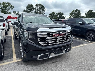 2022 GMC Sierra 1500 4WD Crew Cab 147" Denali