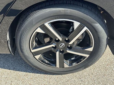 2025 Nissan Sentra SV CVT