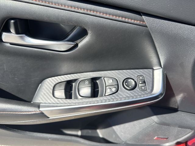 2024 Nissan Sentra SR CVT