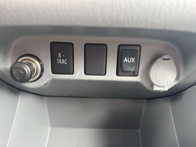 2010 Toyota Tacoma 4WD Double V6 MT (Natl)