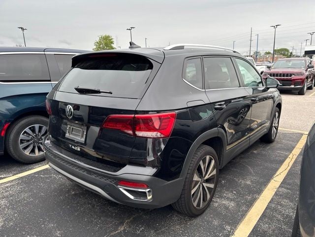 2024 Volkswagen Taos SE FWD