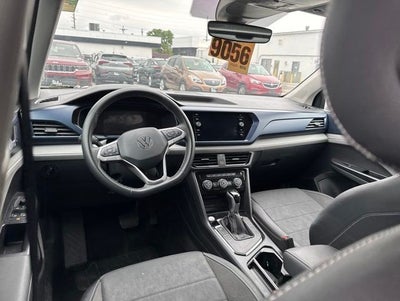 2024 Volkswagen Taos SE FWD