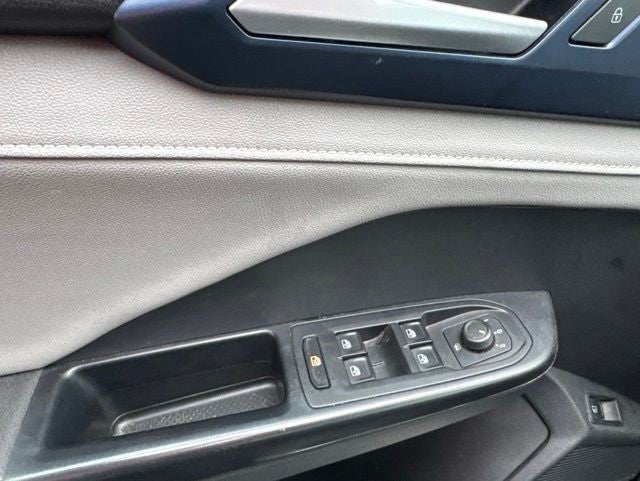 2024 Volkswagen Taos SE FWD