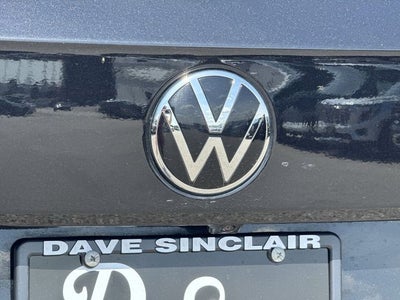2024 Volkswagen Taos SE FWD