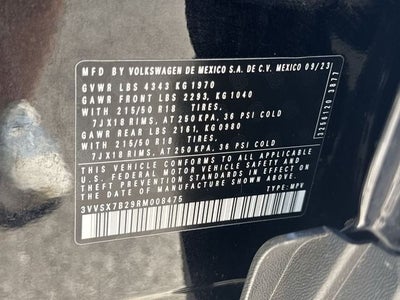 2024 Volkswagen Taos SE FWD
