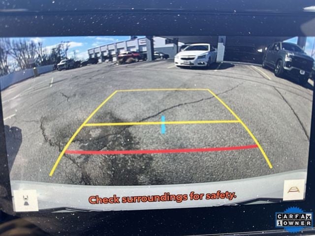 2025 Toyota Camry SE (Natl)