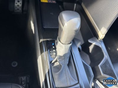 2025 Toyota Camry SE (Natl)