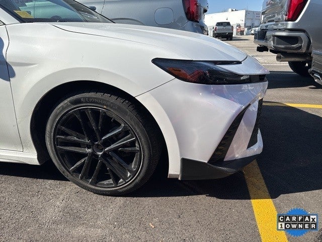 2025 Toyota Camry LE (Natl)