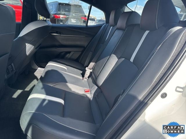 2025 Toyota Camry SE (Natl)