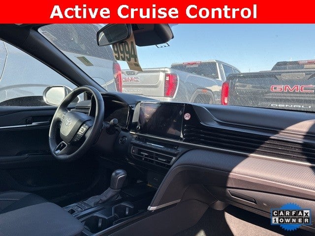 2025 Toyota Camry LE (Natl)