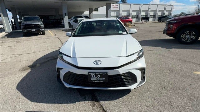 2025 Toyota Camry LE (Natl)