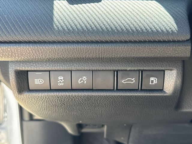 2026 Toyota Camry LE (Natl)