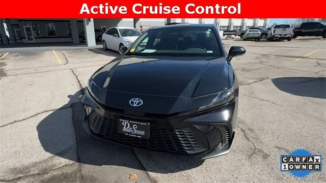 2025 Toyota Camry SE (Natl)